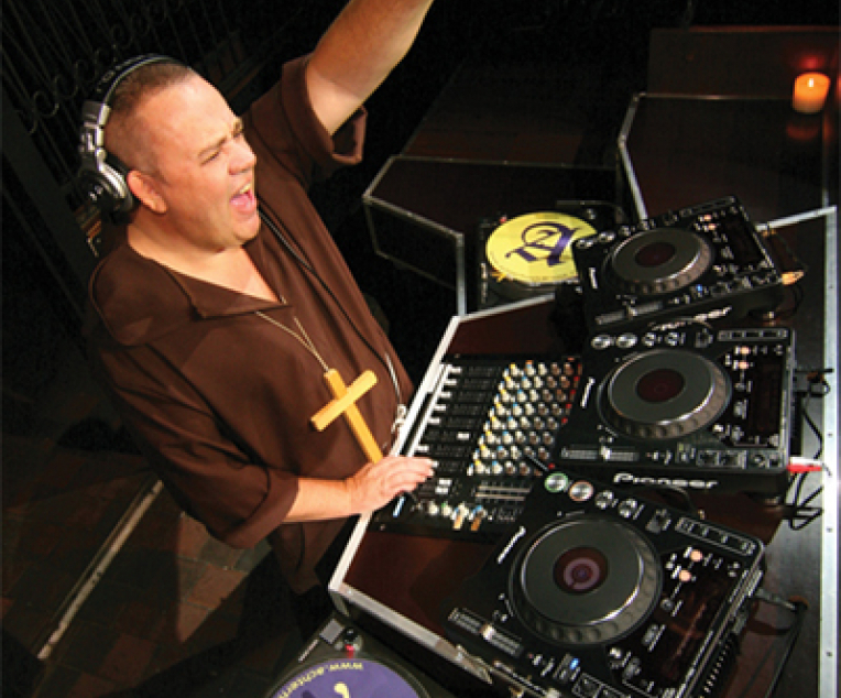 DJ D.E.K.